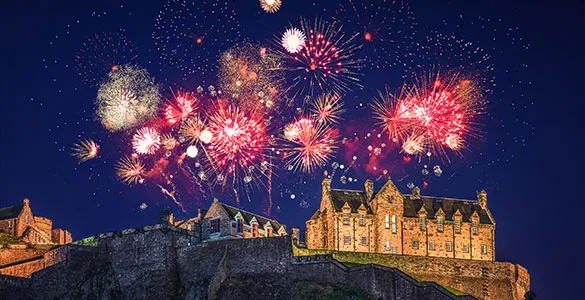 the-ultimate-christmas-bucket-list-8-ideas-for-holiday-mid-content-7